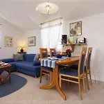 Family Friendly Seaside Krapanj, - 18004 * Šibenik