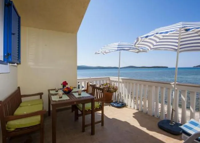 Family Friendly Seaside Krapanj, - 18004